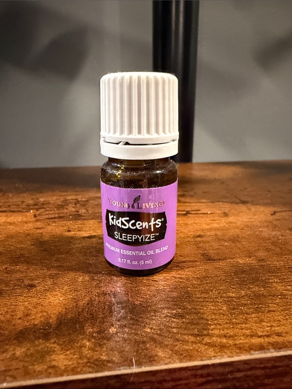 Young Living KidScents SleepyIze Calming Blend - Purple & White